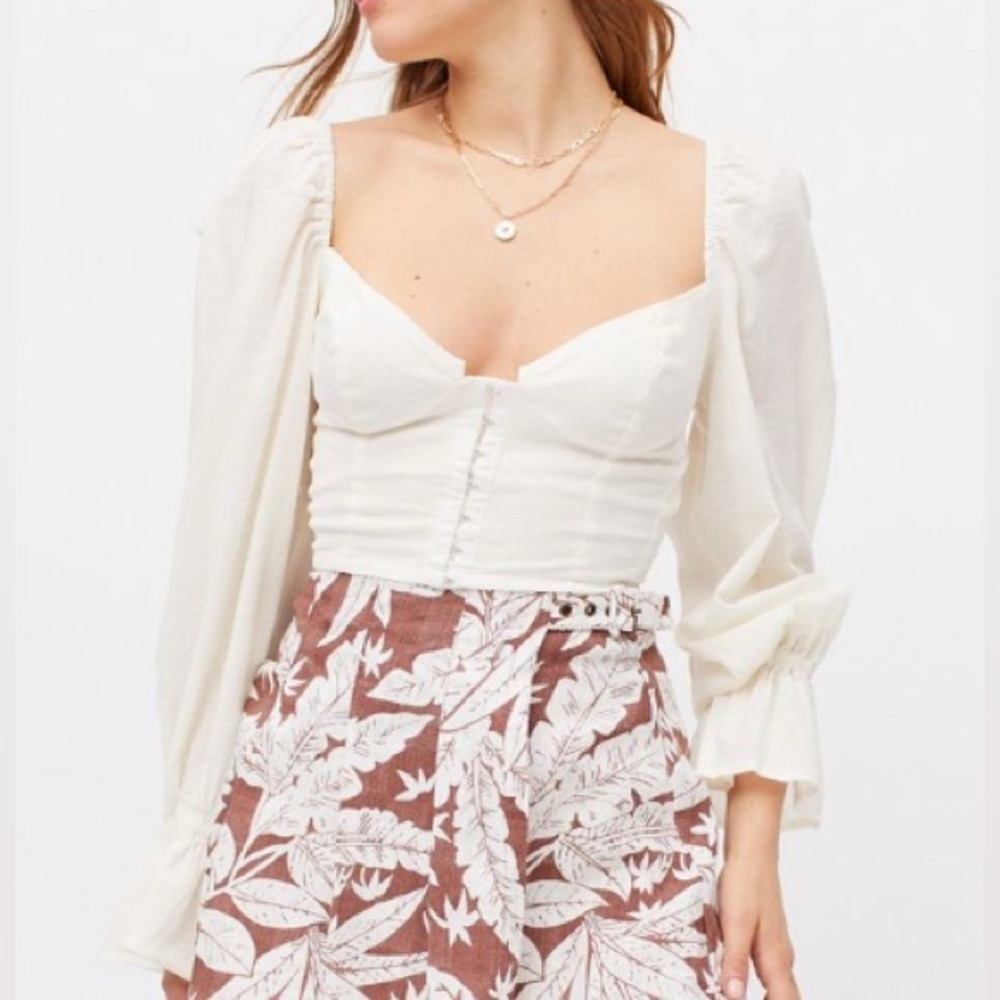NWT urban outfitters 100% cotton long sleeve white blouse Size: Large